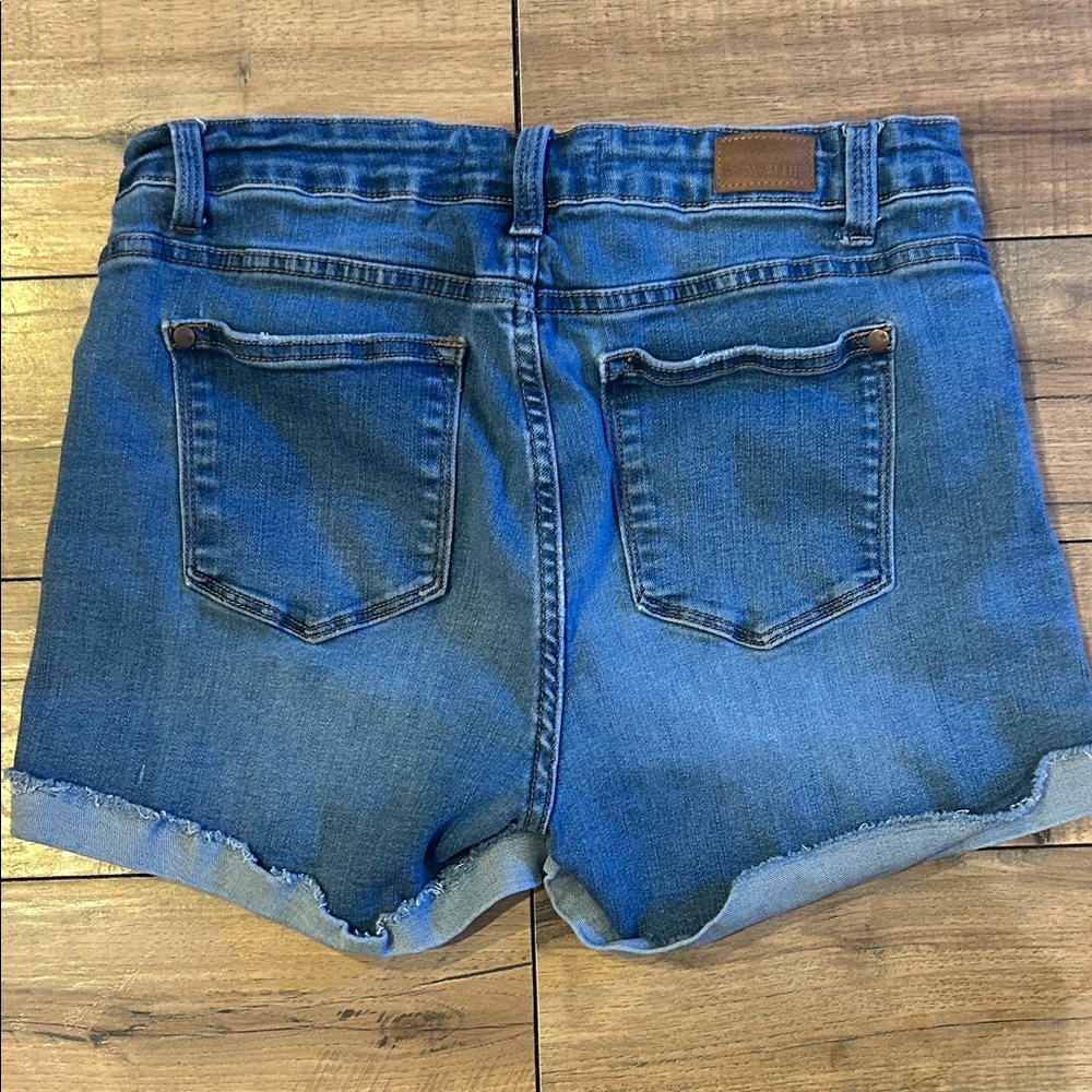 Judy Blue Women's Classic Blue Jean Shorts - Picture 2 of 2